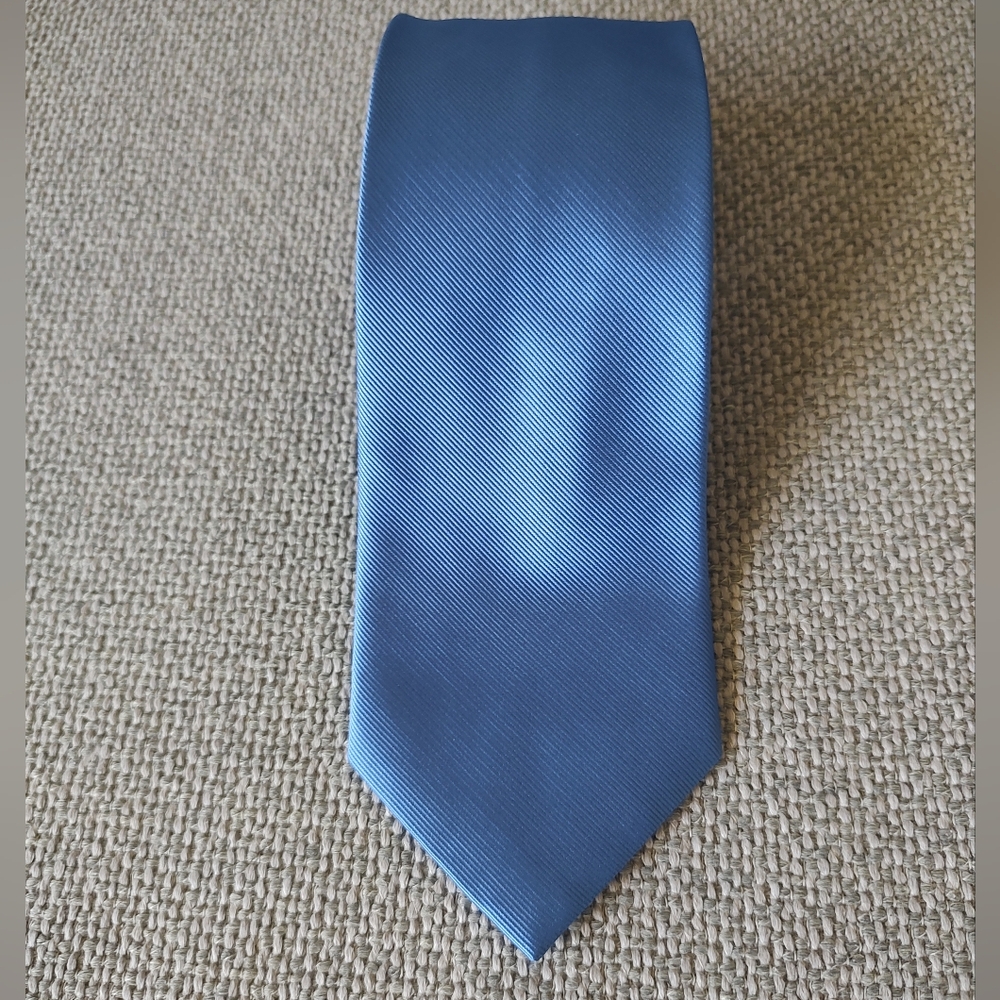 Jos A. Banks Men’s Silk Tie Blue